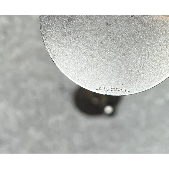 Vintage Sterling Silver Screw-Back Earrings & Brooch Signed Wells - Picture 6 of 7